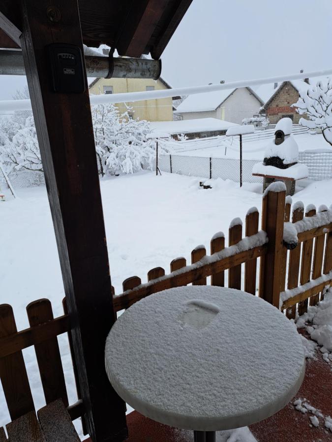 Apartament Lucija Lovinac  Zewnętrze zdjęcie