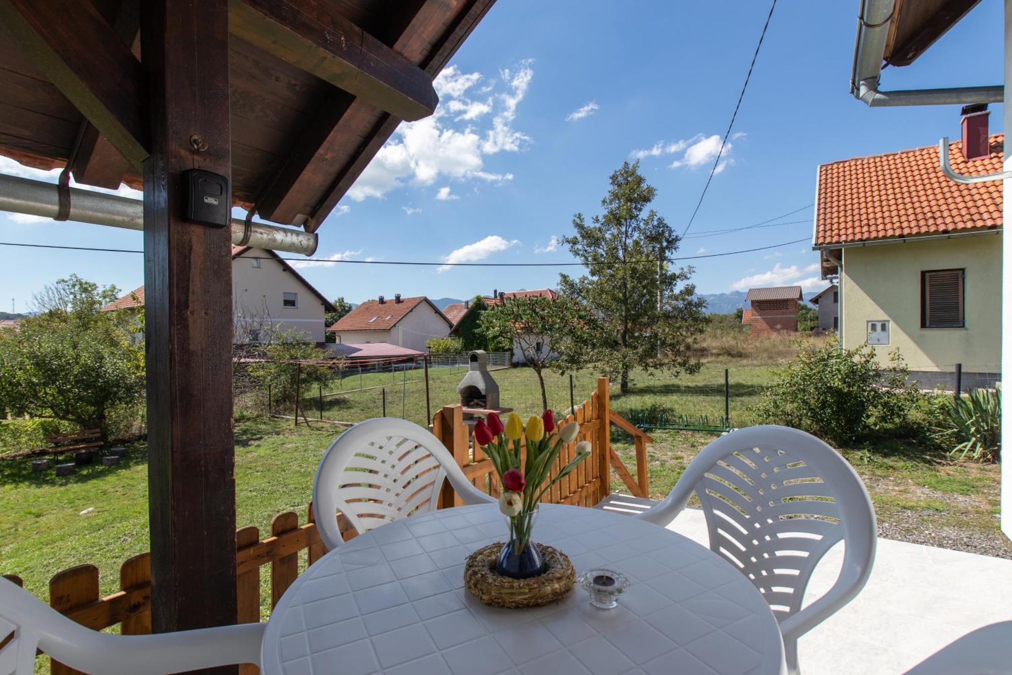 Apartament Lucija Lovinac  Zewnętrze zdjęcie